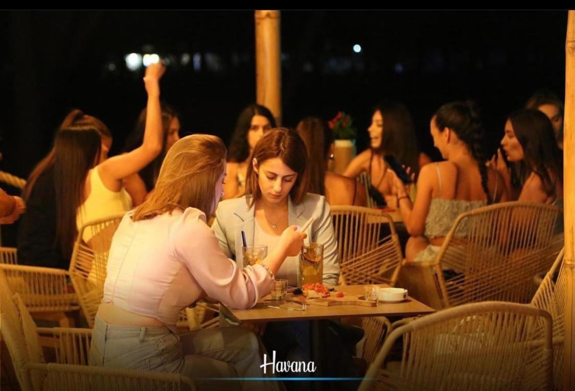 Havana House Sakes Extérieur photo