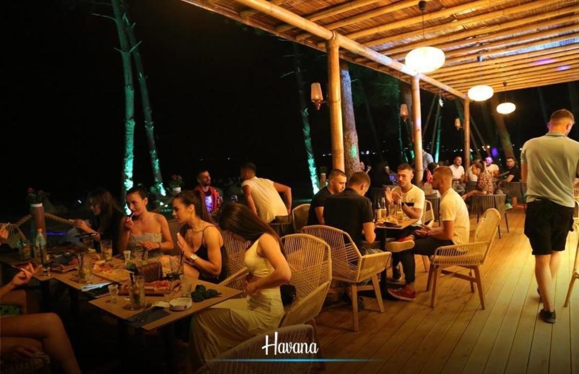 Havana House Sakes Extérieur photo